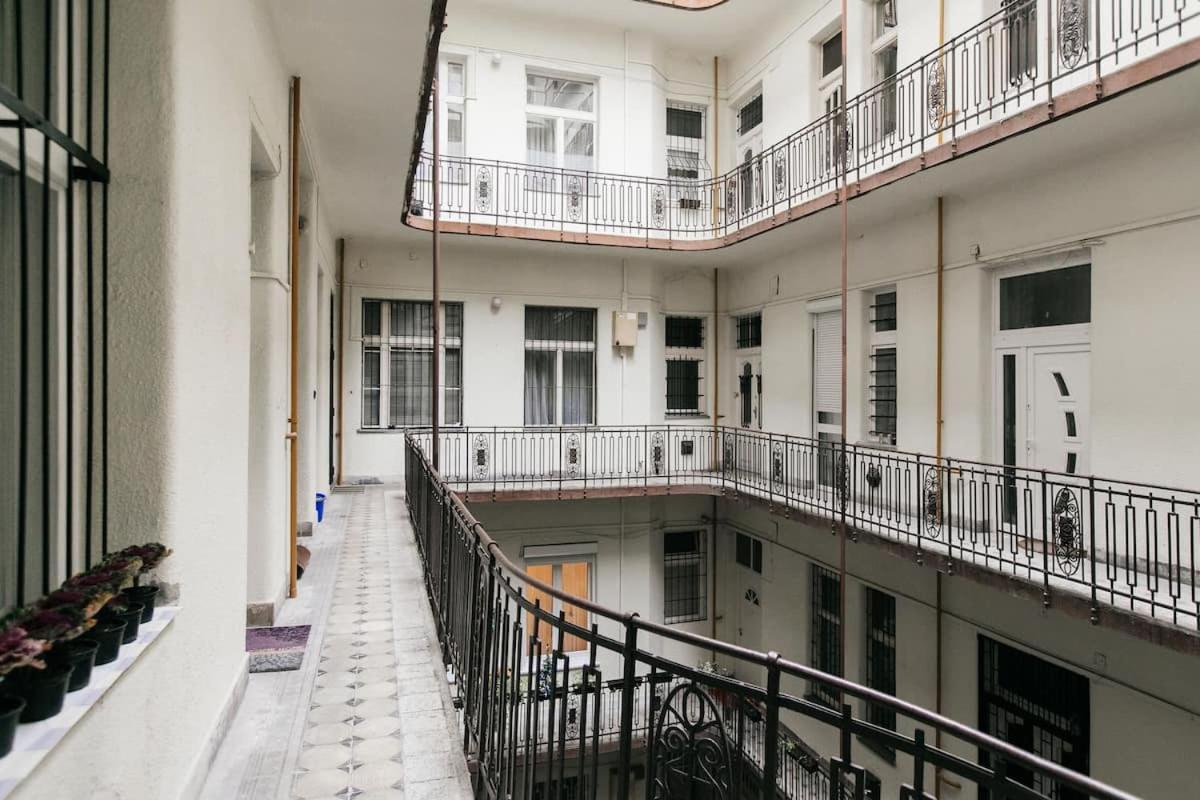 Balaton Apartment Central Budapeszt Zewnętrze zdjęcie